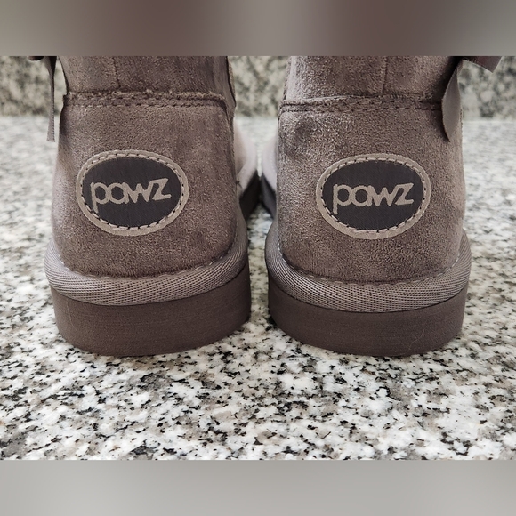 **NWT** Girls PAWZ by Bearpaw Sz 1 Grey Gray Winter Fur Bow Boot Microsuede Warm - Picture 6 of 12